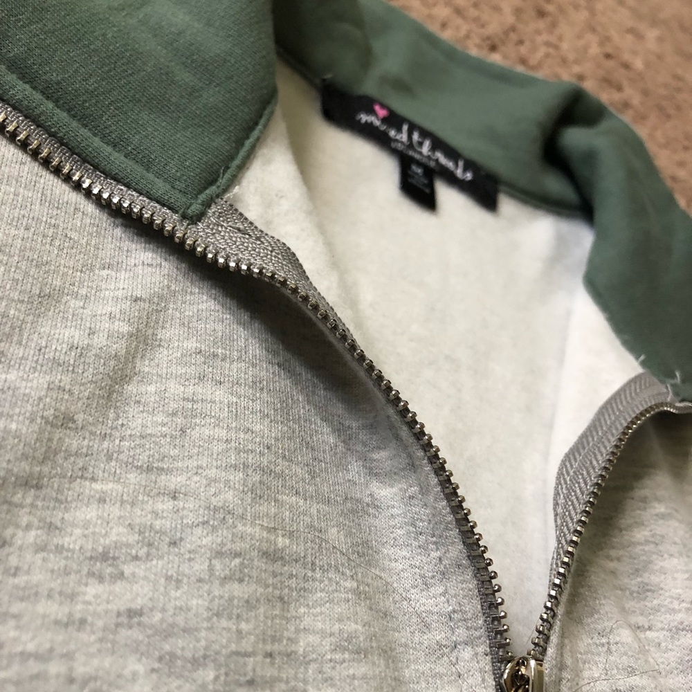 Mixed Threads sweetshirt - Picture 2 of 5
